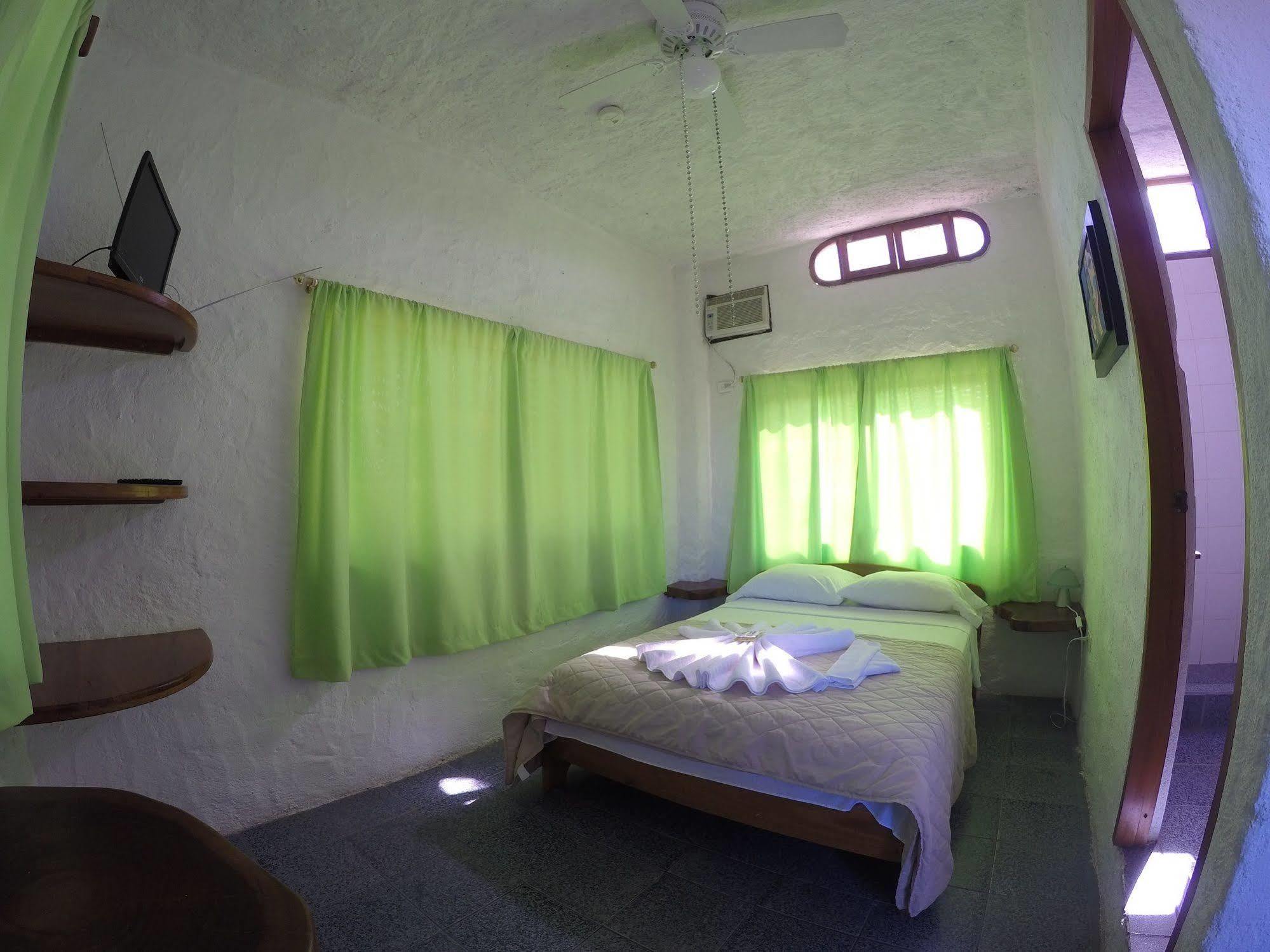 Hotel Royal Galapagos 2*